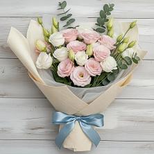 Букет цветов из:  Лизиантусы в Индустриальный Краснодар