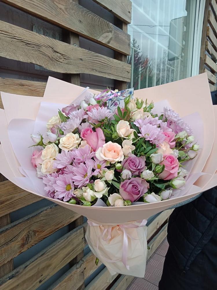 Букет цветов из: Розы и Хризантемы в Индустриальный Краснодар