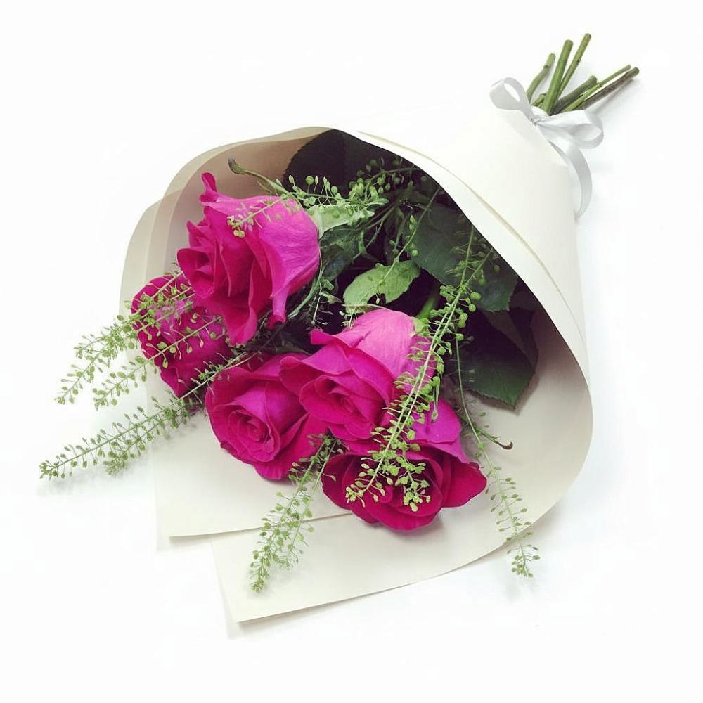 Букет цветов из: Розы в Индустриальный Краснодар