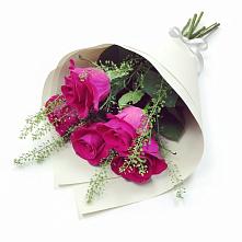 Букет цветов из:  Розы в Индустриальный Краснодар