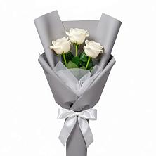 Букет 3 белые розы в Индустриальный Краснодар