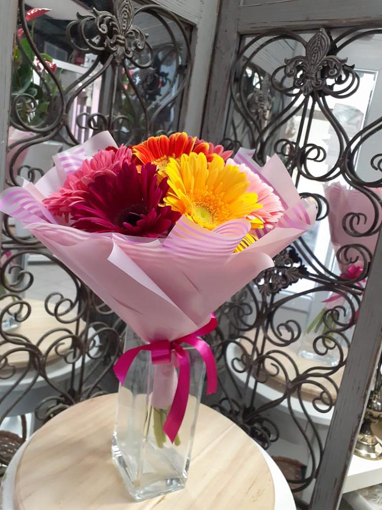 Букет цветов из: Герберы в Индустриальный Краснодар