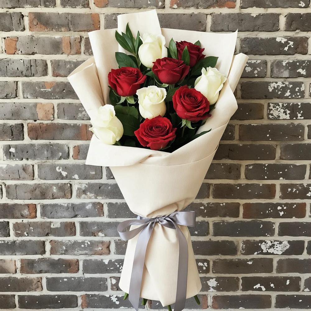 Букет цветов из: Розы в Индустриальный Краснодар