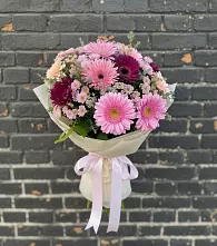 Букет цветов из:  Герберы и Хризантемы в Индустриальный Краснодар