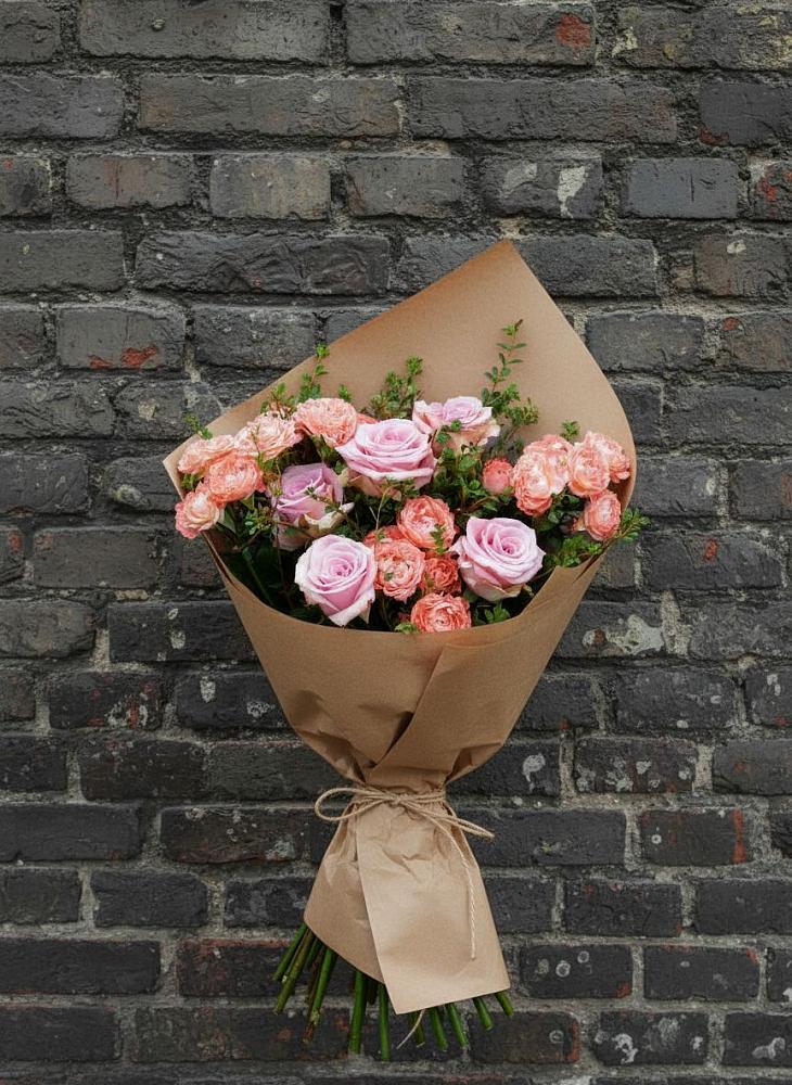 Букет цветов из: Розы в Индустриальный Краснодар