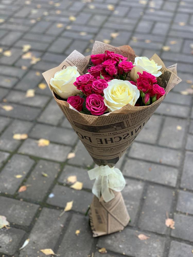 Букет цветов из: Розы в Индустриальный Краснодар