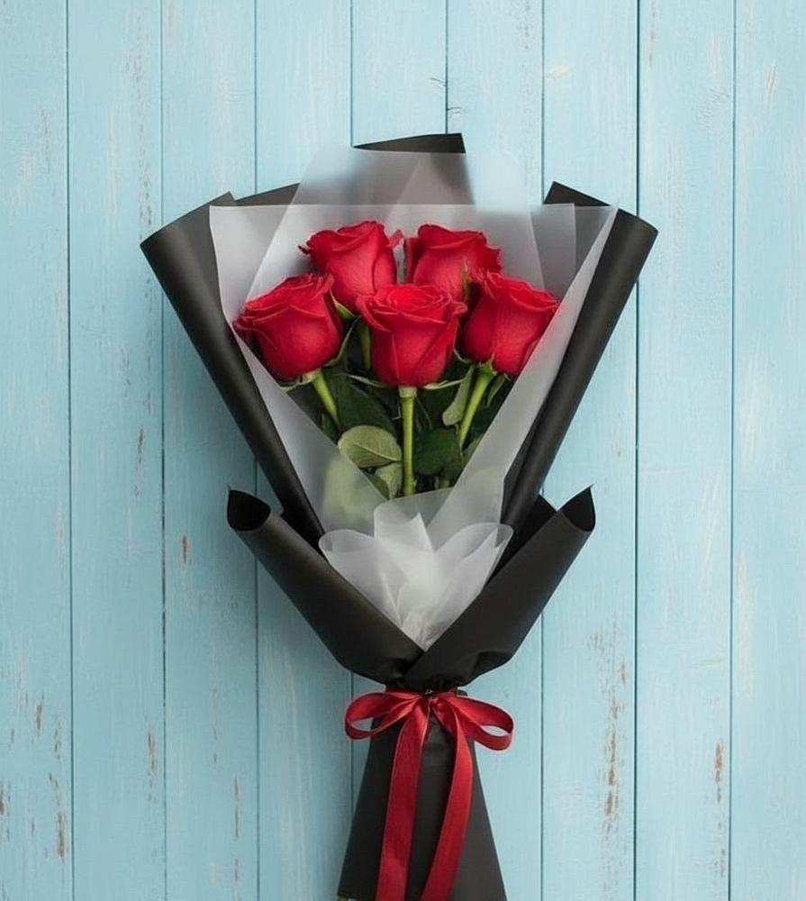 Букет цветов из: Розы в Индустриальный Краснодар